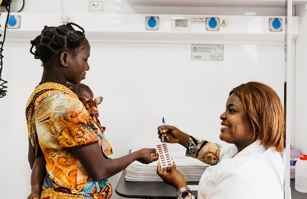 Cabo Delgado, Moçambique - Ancha comparece a uma consulta numa clínica de saúde móvel apoiada pelo Unfpa Cabo Delgado, Moçambique - Ancha comparece a uma consulta numa clínica de saúde móvel apoiada pelo Unfpa