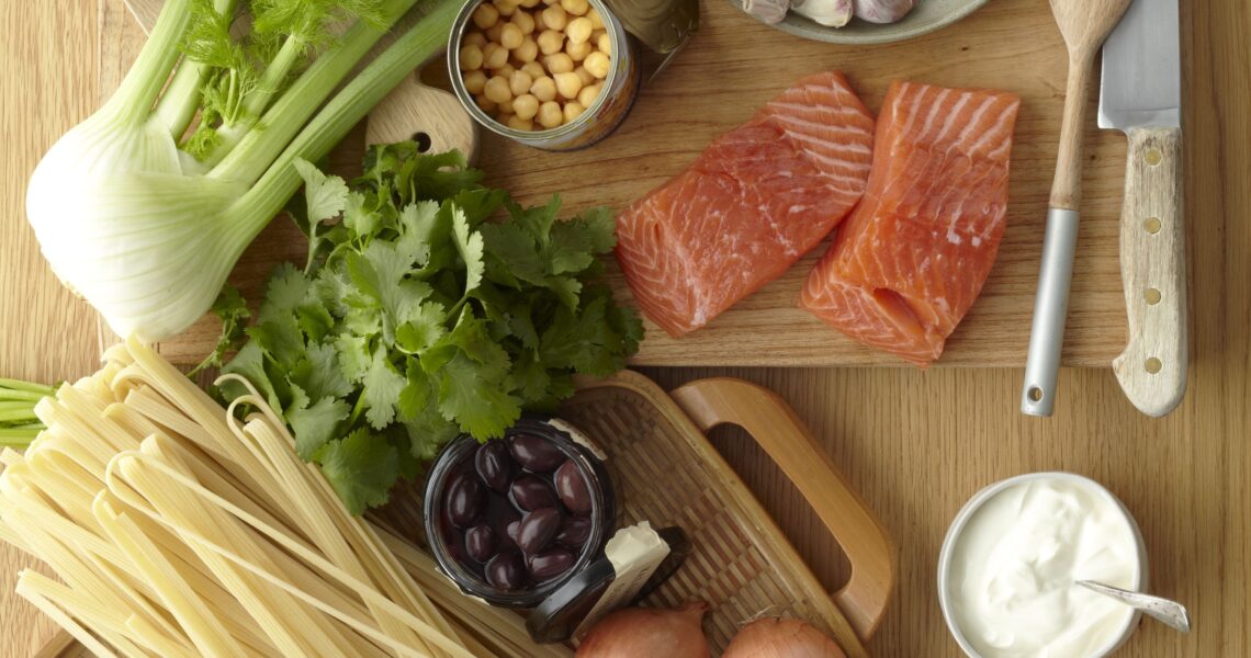 The Easiest Way To Eat Healthy On The Cheap