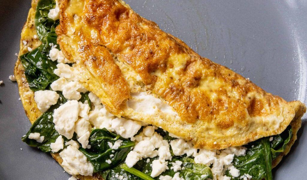 15 Minute Spinach and Feta Omelet