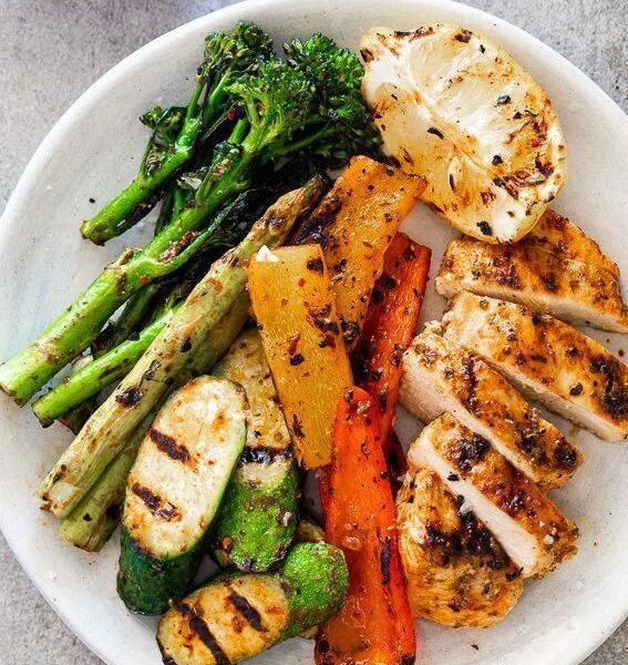 30-minute easy grilled chicken and vegetables