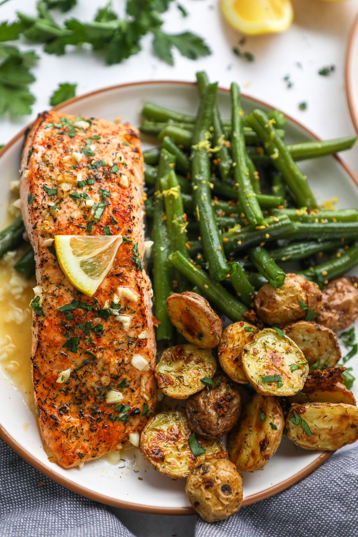 Easy Pan Seared Salmon with Lemon Dijon Sauce