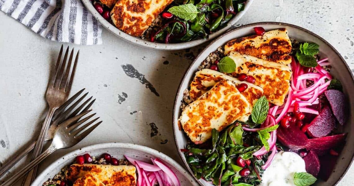 Fried Halloumi Quinoa Veggie Bowls