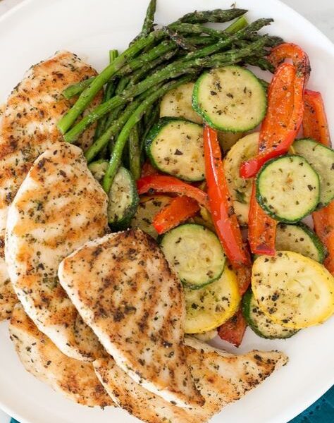 Grilled Garlic and Herb Chicken and Veggies