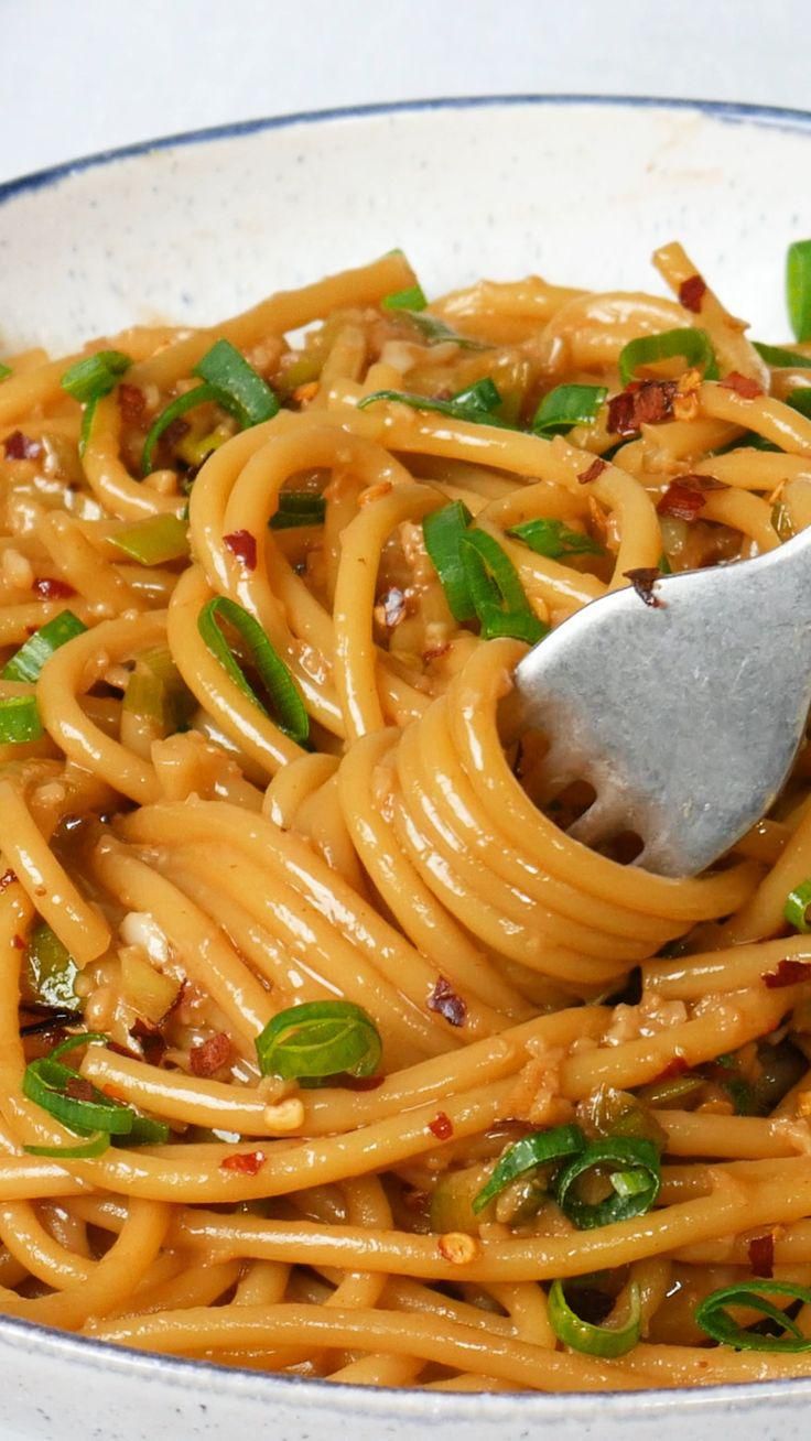 The Best and Easiest Garlic Noodles!