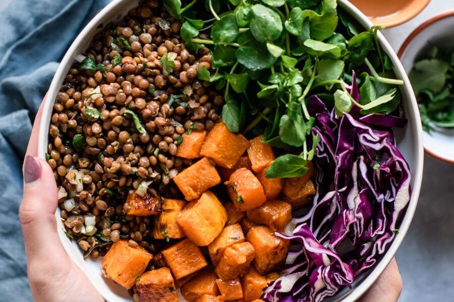 Veggie Bowl de Lentilhas e Abóbora assada