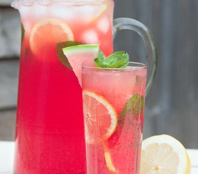 Watermelon Lemonade Without Added Sugar
