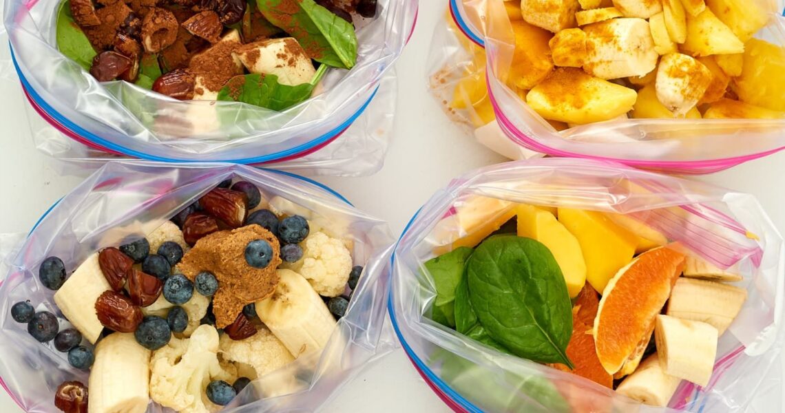 5 Smoothie Kits for a Week of Make-Ahead Breakfasts