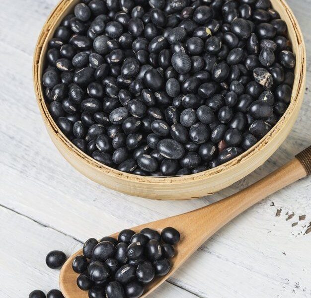 Conoce las consecuencias de comer frijoles negros en exceso