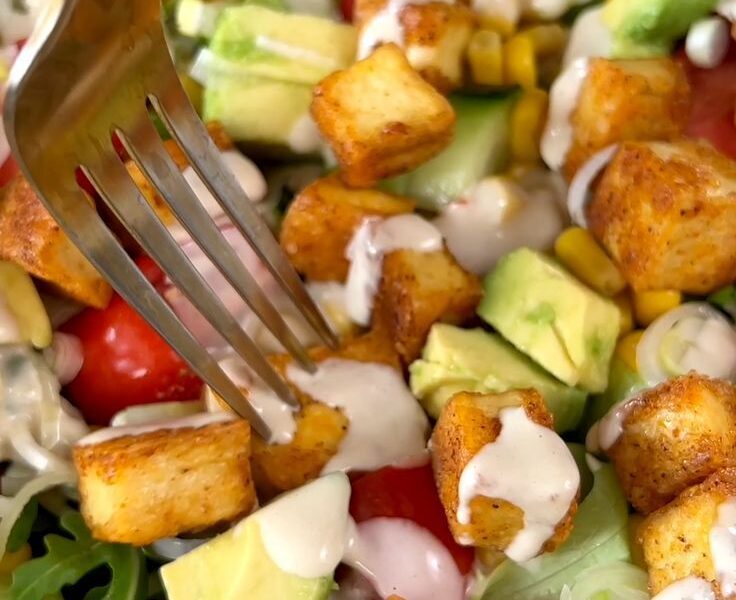 Easy Tofu Salad (creamy dressing & fried tofu)
