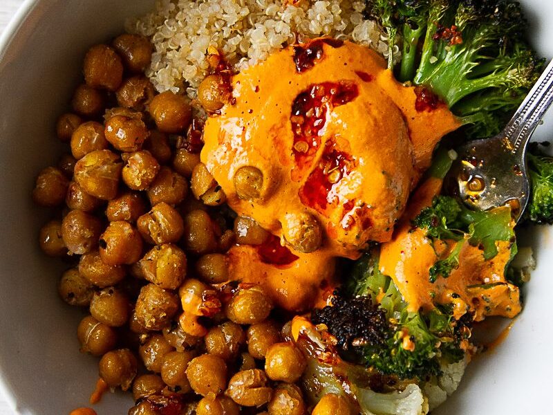 Quinoa Bowl with Garlic Roasted Chickpeas
