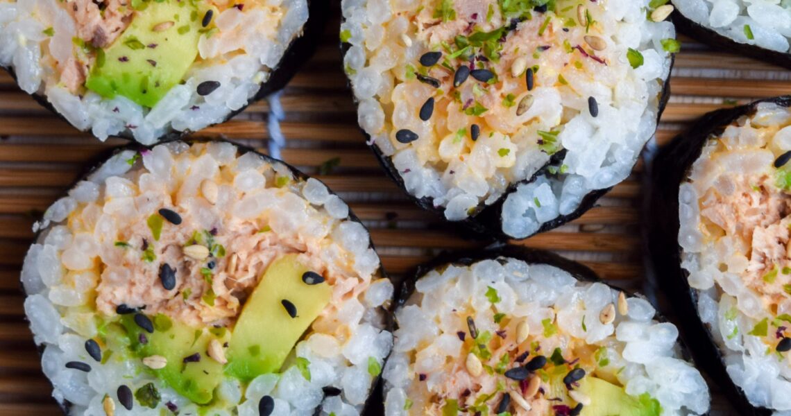 Spicy (Tinned) Tuna Rolls