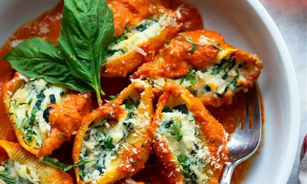 Spinach Ricotta Stuffed Shells with Basil Vodka Sauce